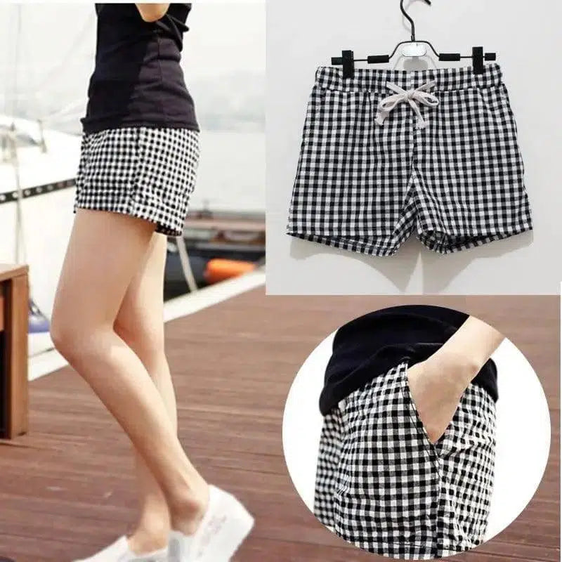 Summer Elastic Waist Cotton Plaid Loose Shorts For Women-1